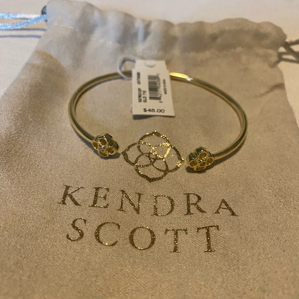 Kendra Scott cuff bracelet